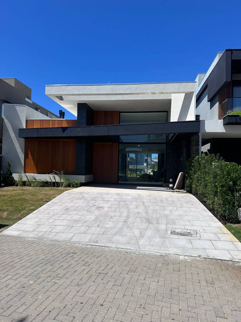 Casa em condomínio 4 dormitórios à venda no bairro Centro em Xangri-lá - imovel 11248