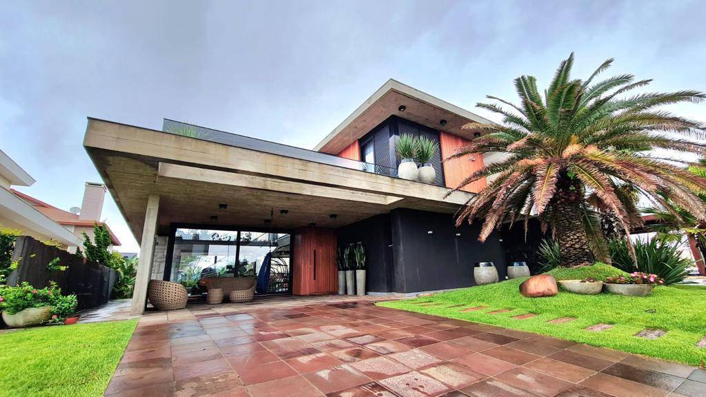 Casa em condomínio 5 dormitórios à venda no bairro Remanso em Xangri-lá - imovel 9568